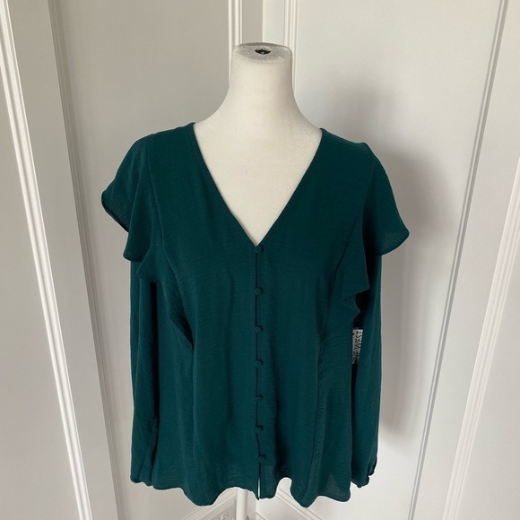 Nine West Womens Green Ruffle V Neck Long Sleeve Button Up Blouse NWT Size Large - Picture 1 of 15